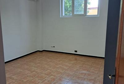 Spațiu comercial, de 59 mp, în Buda - 3
