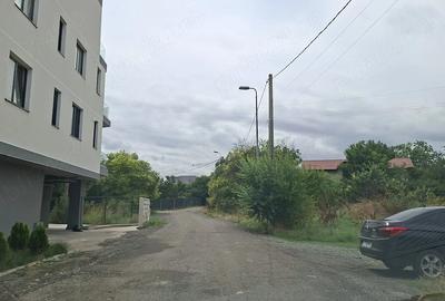 Teren de 900 mp, în Palazu Mare