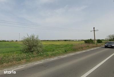 Teren de 7000 mp, în Centură