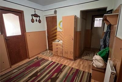 Apartament cu 4 camere în Central