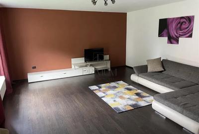 Casă cu 3 camere cu Canalizare în Girocului