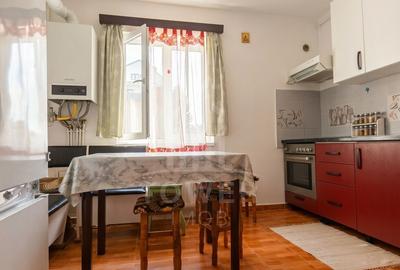 Apartament cu 3 camere decomandat în Terezian - 2
