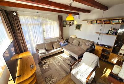 Casă individuală cu 9 camere cu Teren 2100 Mp în Periferie - 2