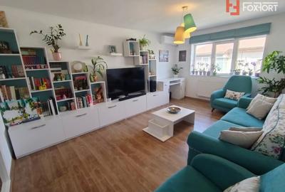 Apartament cu 3 camere decomandat, mobilat în Soarelui