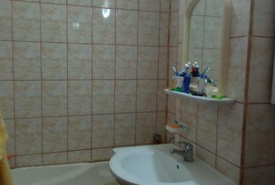 Apartament cu 2 camere decomandat în Micro 18 - 8