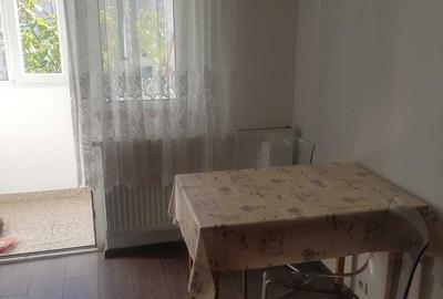 Garsonieră decomandată în Exterior Vest - 2