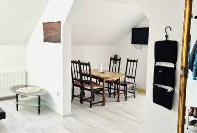 Duplex cu 6 camere cu Canalizare în Florești
