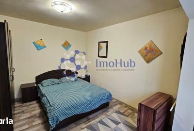 Apartament cu 3 camere nedecomandat, mobilat în Podu Roș
