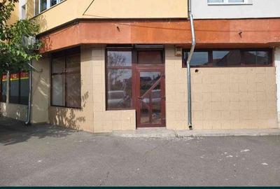 Spațiu comercial, de 39 mp, în Iosia