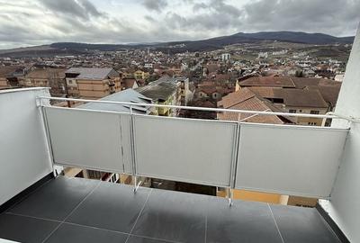 Apartament cu 2 camere decomandat în Cetate - 4