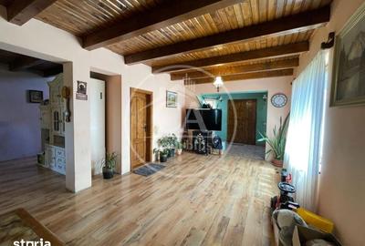 Casă cu 5 camere cu Teren 1068 Mp în Oșorhei - 7