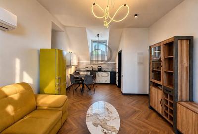 Apartament cu 3 camere semidecomandat, mobilat în Turnișor
