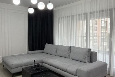 Apartament cu 3 camere, mobilat în Unirii