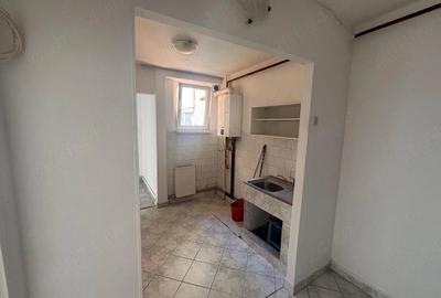 Apartament cu 2 camere decomandat în Mărăței