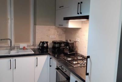 Apartament cu 3 camere decomandat în Central - 2