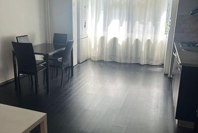 Garsonieră în Roșu - 1