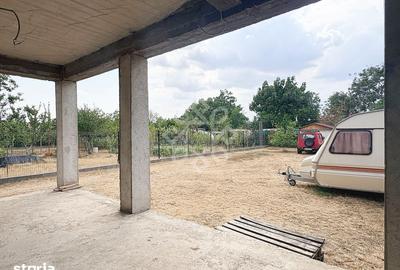 Casă cu 4 camere cu Teren 745 Mp în Central