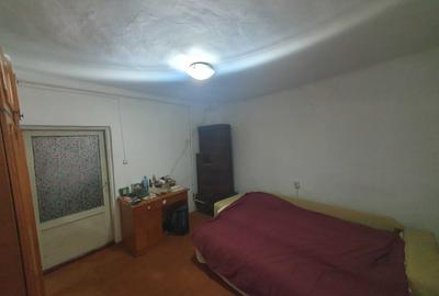 Casă cu 3 camere în Central - 2