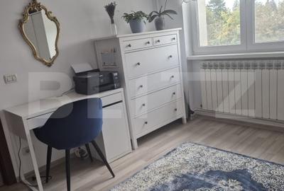 Apartament cu 2 camere decomandat, mobilat în Central