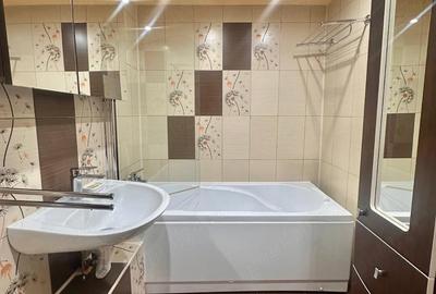 Apartament cu 2 camere decomandat în Soarelui