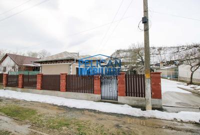 Casă individuală cu 5 camere cu Canalizare în Nufăru