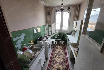 Apartament cu 2 camere semidecomandat în Govândari