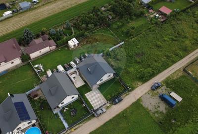 Casă cu 3 camere cu Teren 388 Mp în Măgura