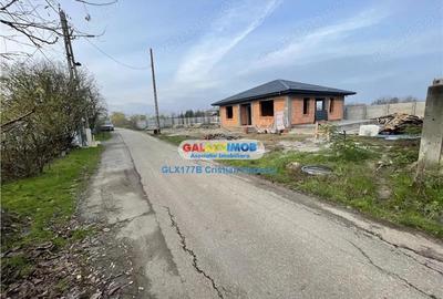 Casă cu 3 camere cu Teren 400 Mp în Crevedia - 2