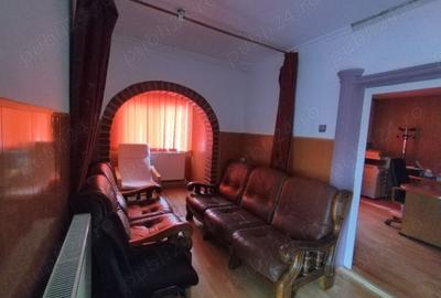 Casă cu 6 camere în Tâncăbești - 5