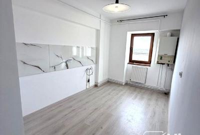 Apartament cu 3 camere decomandat în Gară