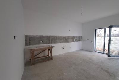 Casă individuală cu 4 camere cu Canalizare în Prelungirea Ghencea - 44