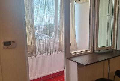 Garsonieră decomandată în Exterior Vest