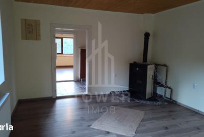 Casă cu 4 camere cu Teren 2343 Mp în Central