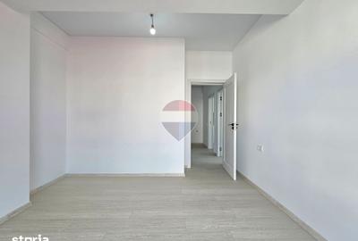 Apartament cu 2 camere decomandat în Palazu Mare - 4