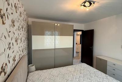 Apartament cu 4 camere în Crângași