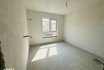 Casă cu 5 camere cu Teren 140 Mp în Chiajna