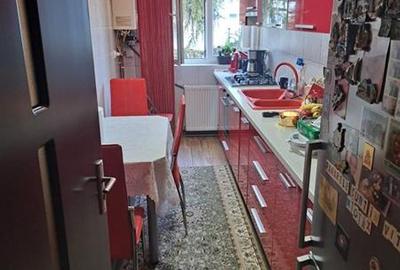 Apartament cu 4 camere semidecomandat în Astra - 5