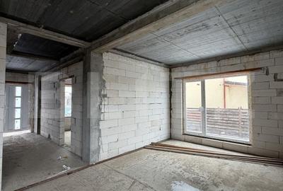 Casă cu 4 camere în Central - 6