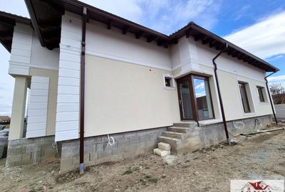 Casă individuală cu 6 camere cu Canalizare în Ciugud - 2