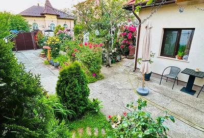 Casă cu 3 camere cu Canalizare în Ultracentral - 1