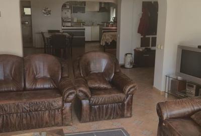 Casă cu 4 camere în Central - 13