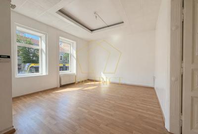 Spațiu comercial, de 115 mp, în Central - 2