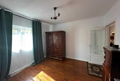 Casă cu 4 camere cu Teren 700 Mp în Exterior Vest - 2
