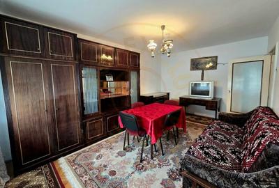 Apartament cu 4 camere decomandat, mobilat în Careiului