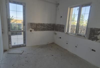 Casă individuală cu 5 camere cu Canalizare în Tunari - 12