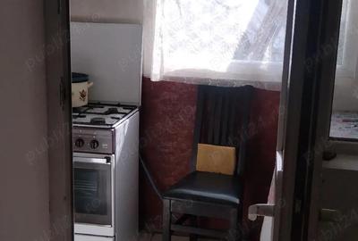 Garsonieră decomandată în Central