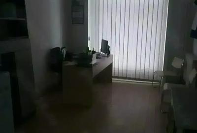 Spațiu comercial, de 15 mp, în Costin Georgian