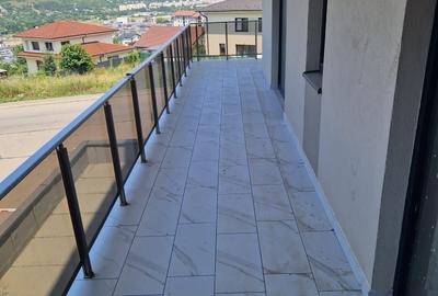 Apartament cu 3 camere semidecomandat în Florești - 4