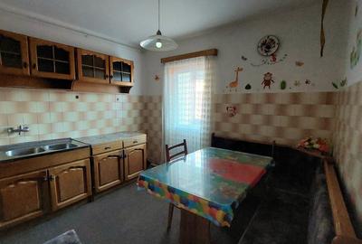 Apartament cu 2 camere decomandat în Vitrometan - 3