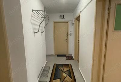 Apartament cu 3 camere decomandat în 1 Mai - 7